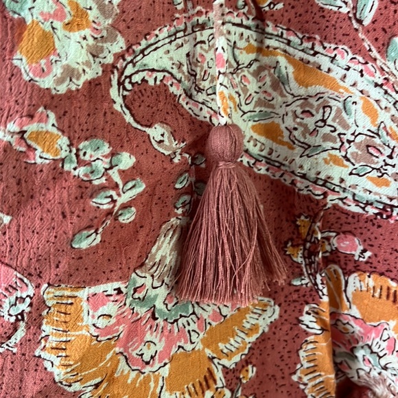 Olivaceous Floral Balloon Sleeve Button Blouse - Picture 3 of 7